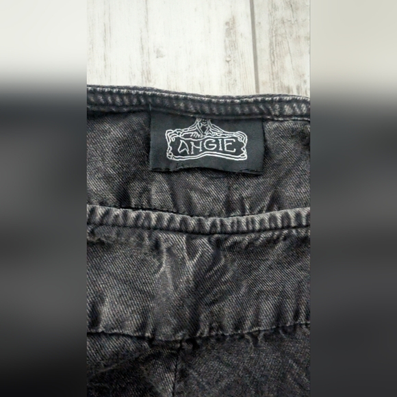 Angie Washed Black Denim Romper with Front Pocket - Picture 4 of 9